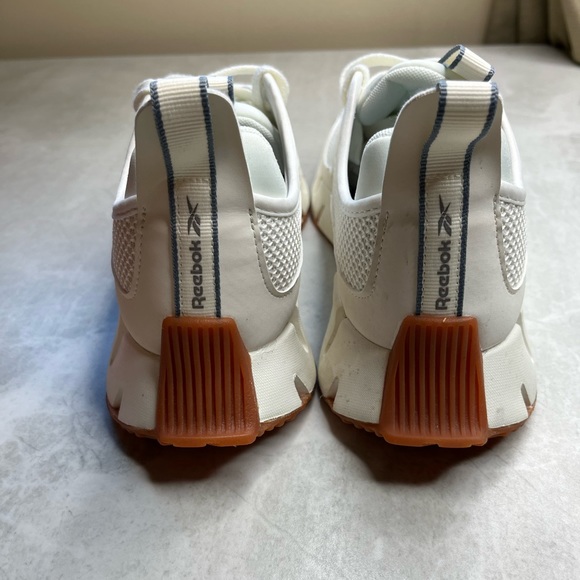 Brand New Reebok Women’s Zig Dynamica Size 8 - Picture 5 of 12